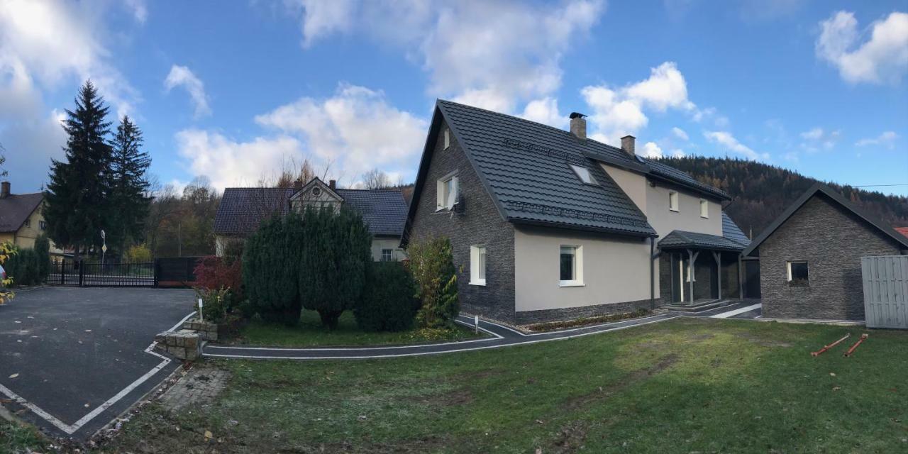 Dom Nad Kwisa Lägenhet Świeradów-Zdrój Exteriör bild